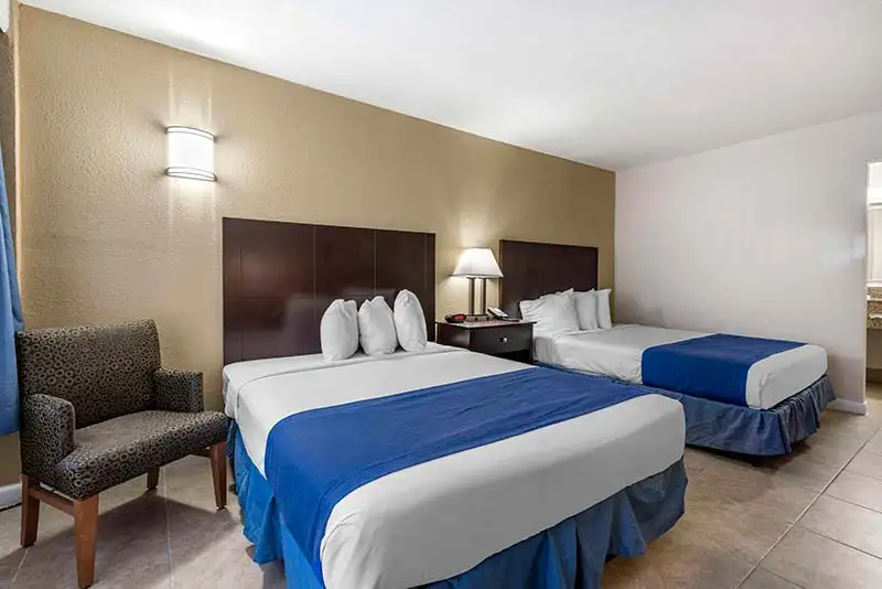 newly-renovated-fort-lauderdale-hotel